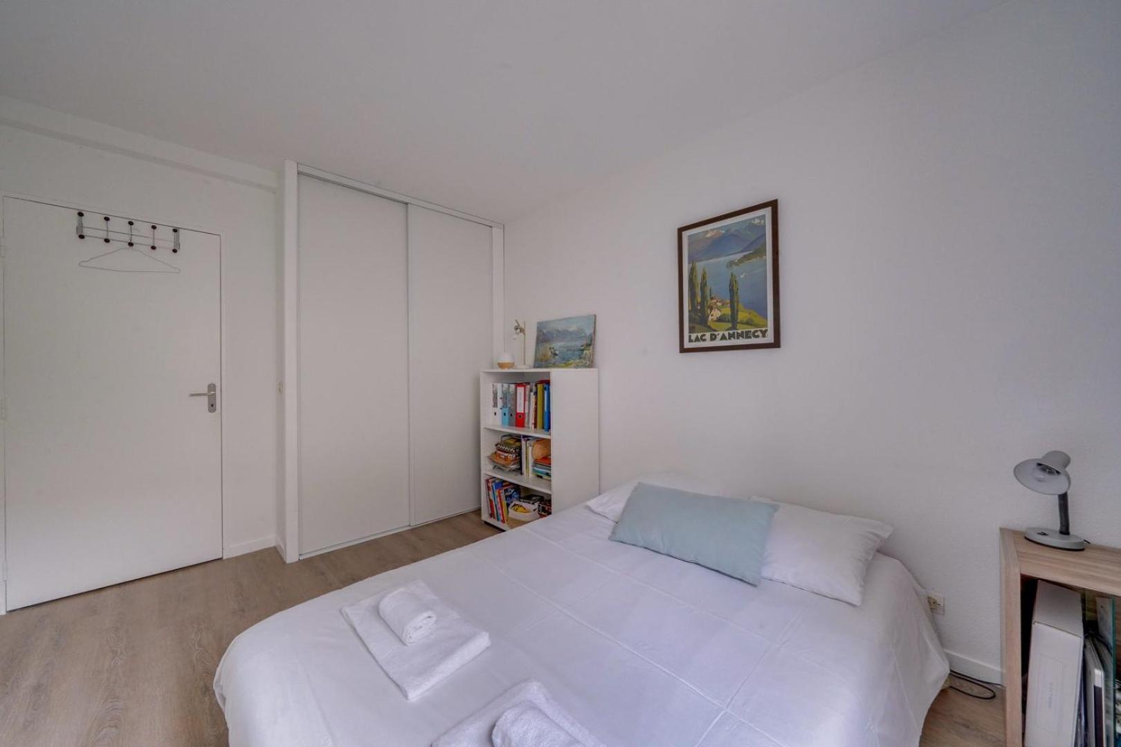 Pleasant Flat In Bordeaux With Terrace And Parking Apartment Bagian luar foto