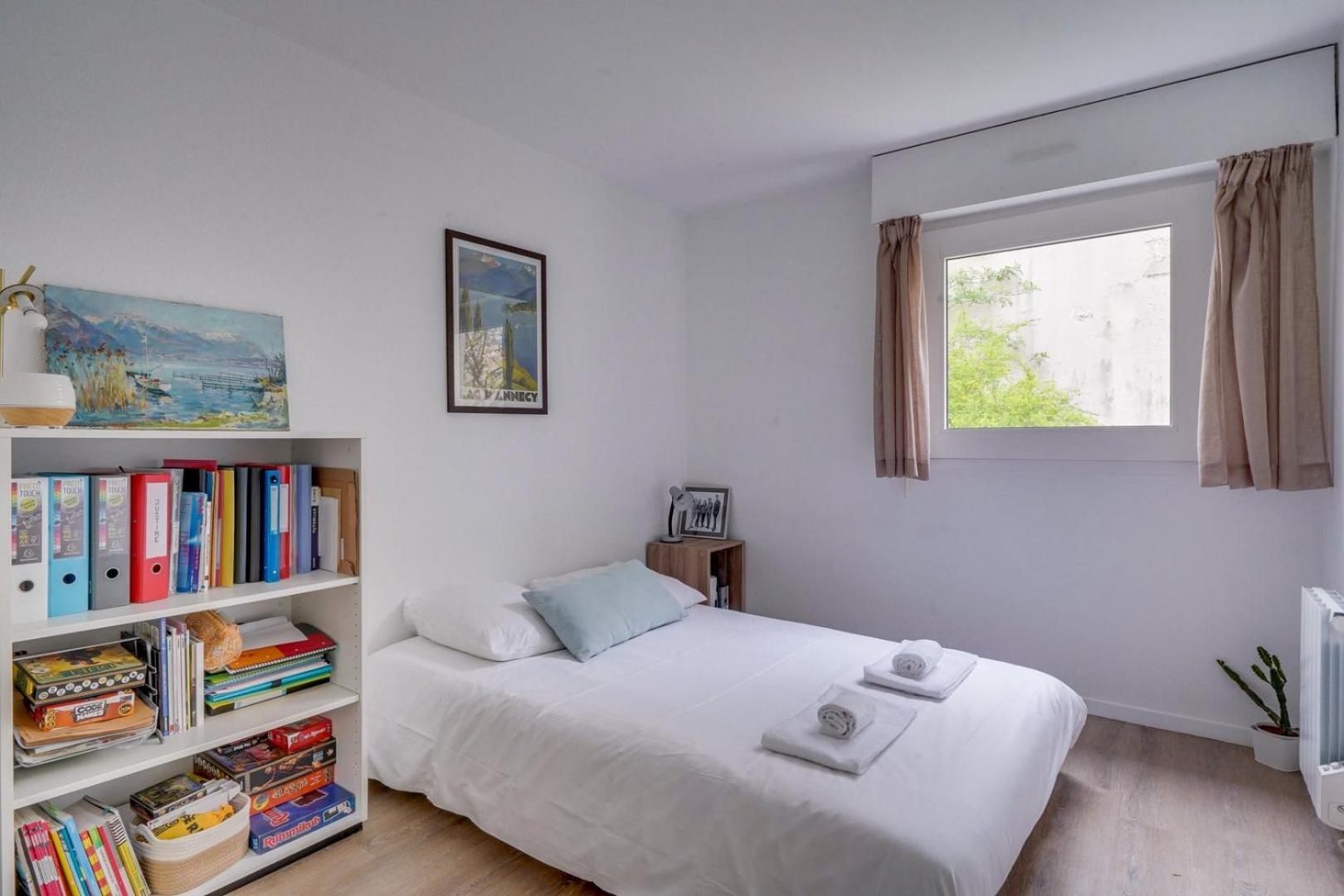 Pleasant Flat In Bordeaux With Terrace And Parking Apartment Bagian luar foto